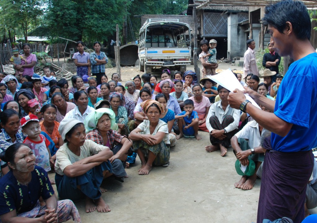 写真4　支援世帯発表
